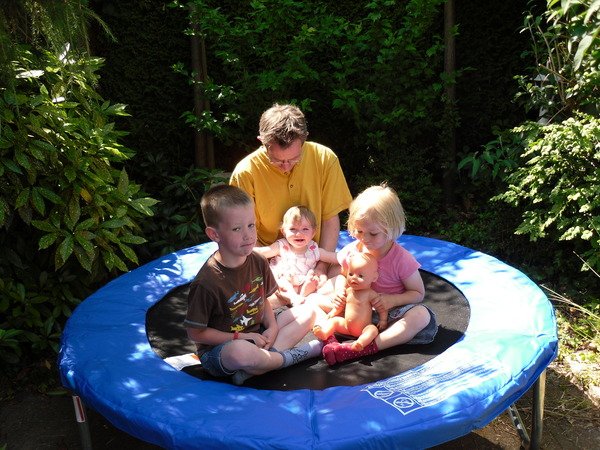 Wow, een familie-trampoline